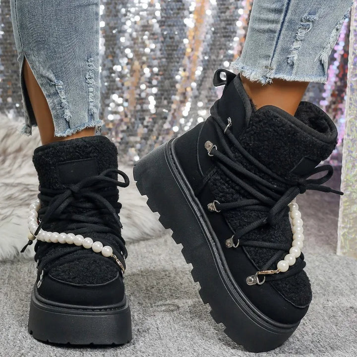 Fashion Hot Selling High Quality Fall Winter New Women's Short Boots Lamb Fur Lined Flip Top Snow Boots Retro Style Round Toe