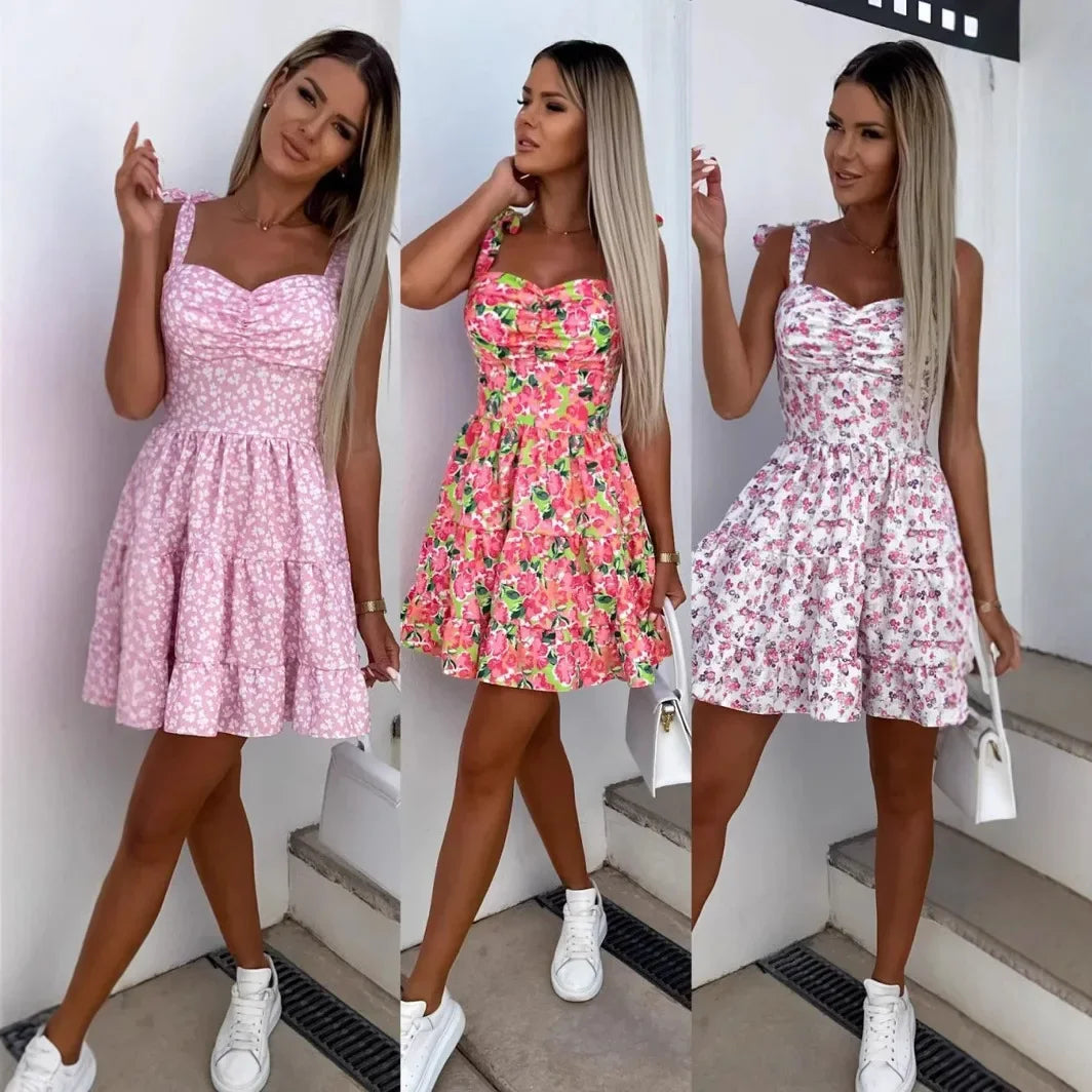 Mini abito estivo 2025: stampa unica e scollo halter