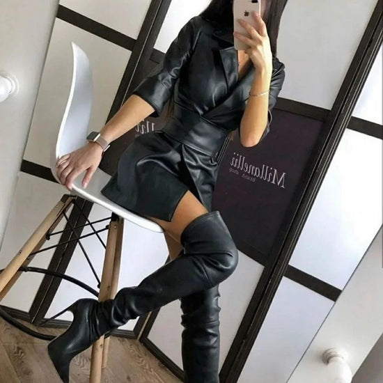 Cappotto in PU leather da donna 2025 – giacca long con cintura, stile elegante per autunno/inverno