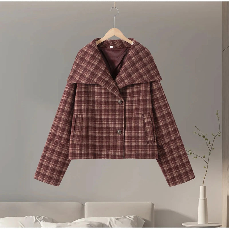 Giacca donna con collo alto e bottoni, modelli 01-04