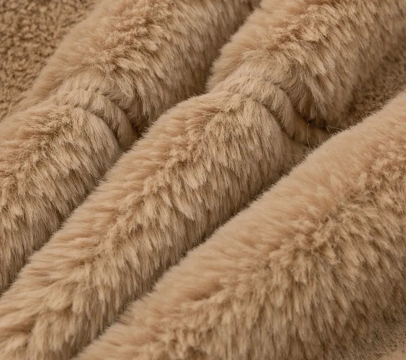 Cappotto corto donna in peluche oversize 2025 – cardigan faux fur con zip, caldo inverno cosy & fashion