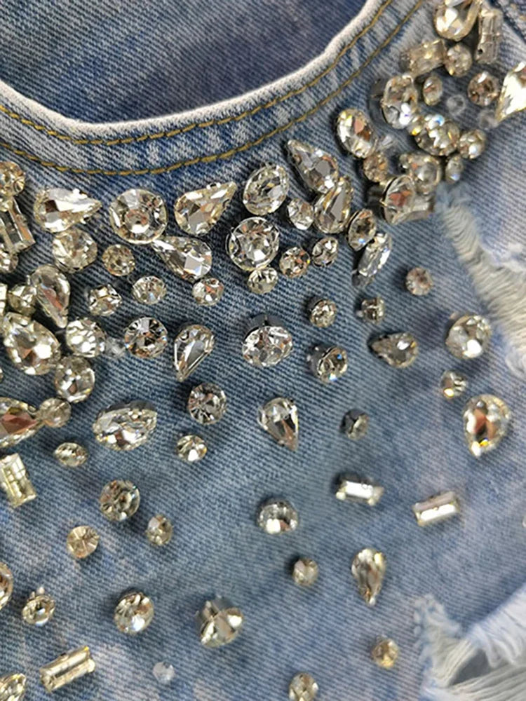 Shorts jeans donna Y2K vita alta con strass e frange – Primavera 2025