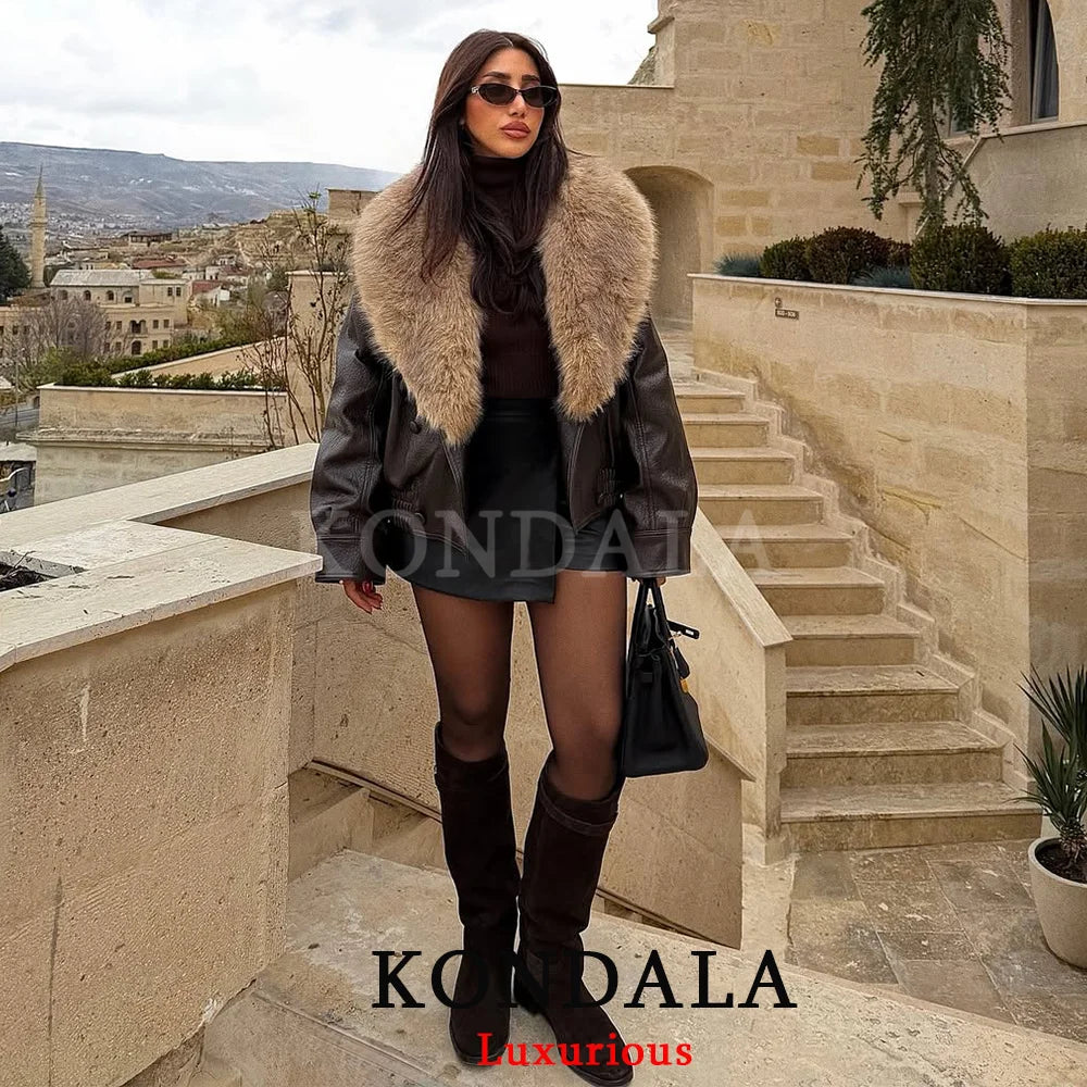 Giacca Donna Effetto Pelle con Collo Effetto Pelliccia - immagine 9