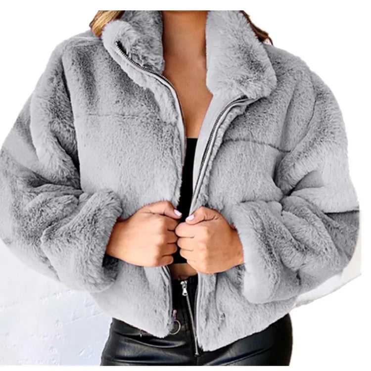 Cappotto corto donna in peluche oversize 2025 – cardigan faux fur con zip, caldo inverno cosy & fashion