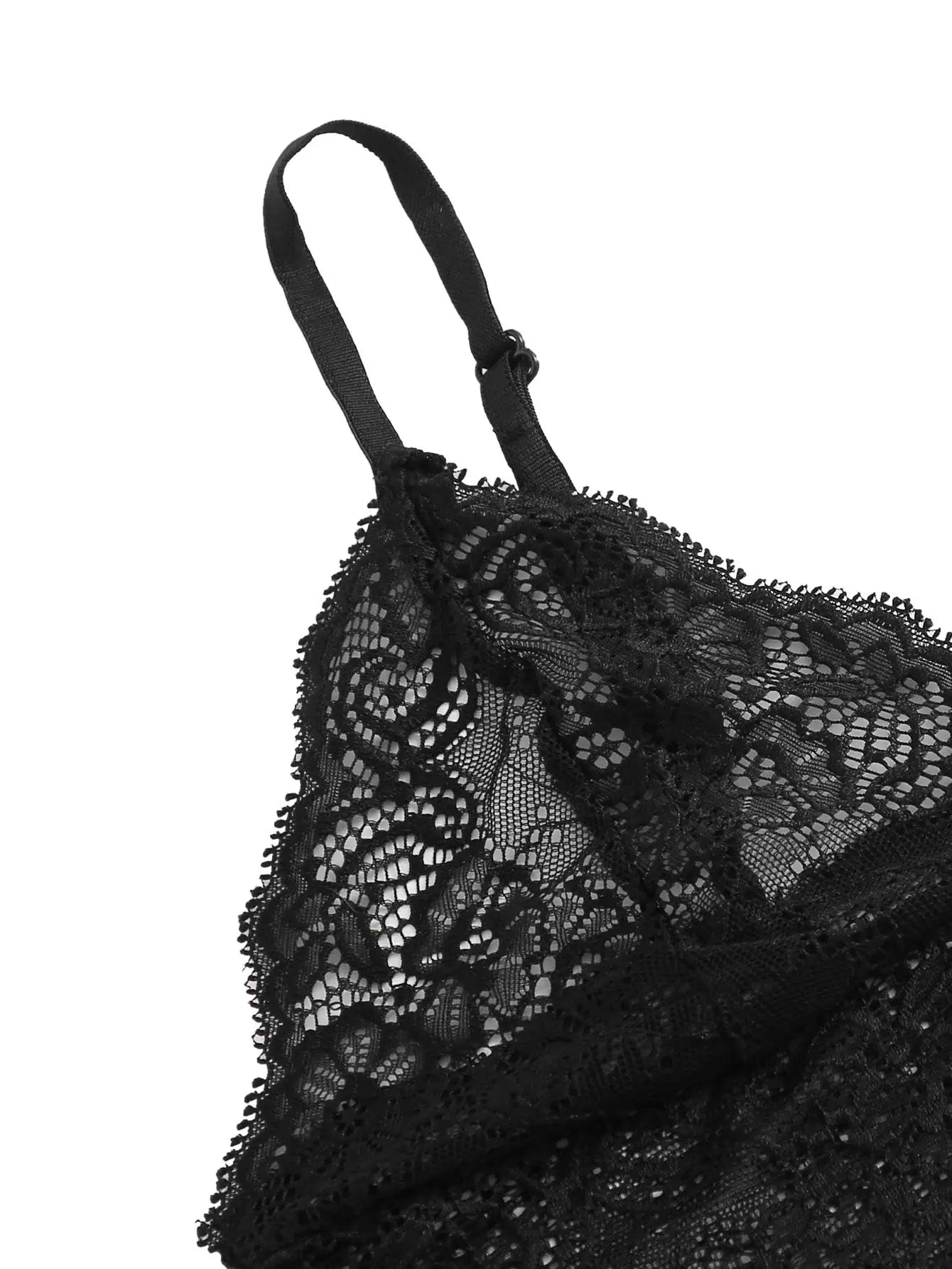 Completo Pigiama Sexy in Pizzo – Bralette e Shorts Coordinati 2 pezzi