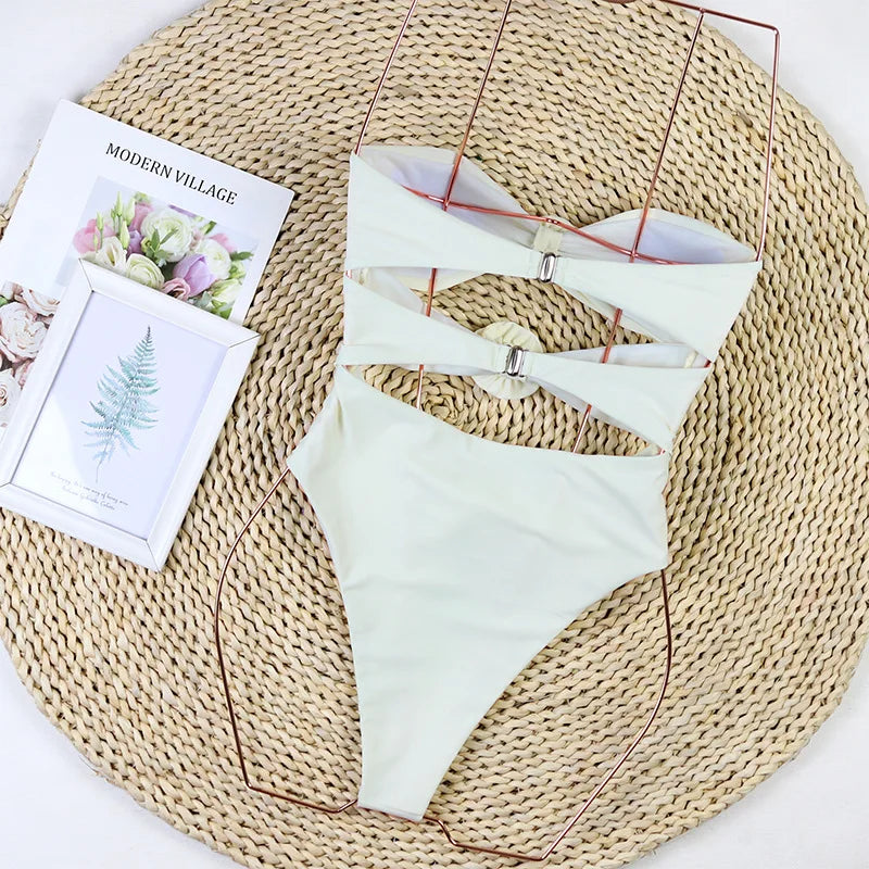 Bikini sexy 2025 con fiori 3D e taglio brasiliano a vita alta