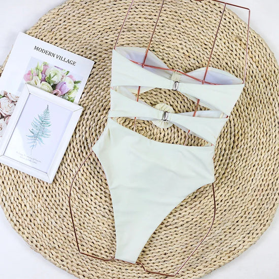 Bikini sexy 2025 con fiori 3D e taglio brasiliano a vita alta