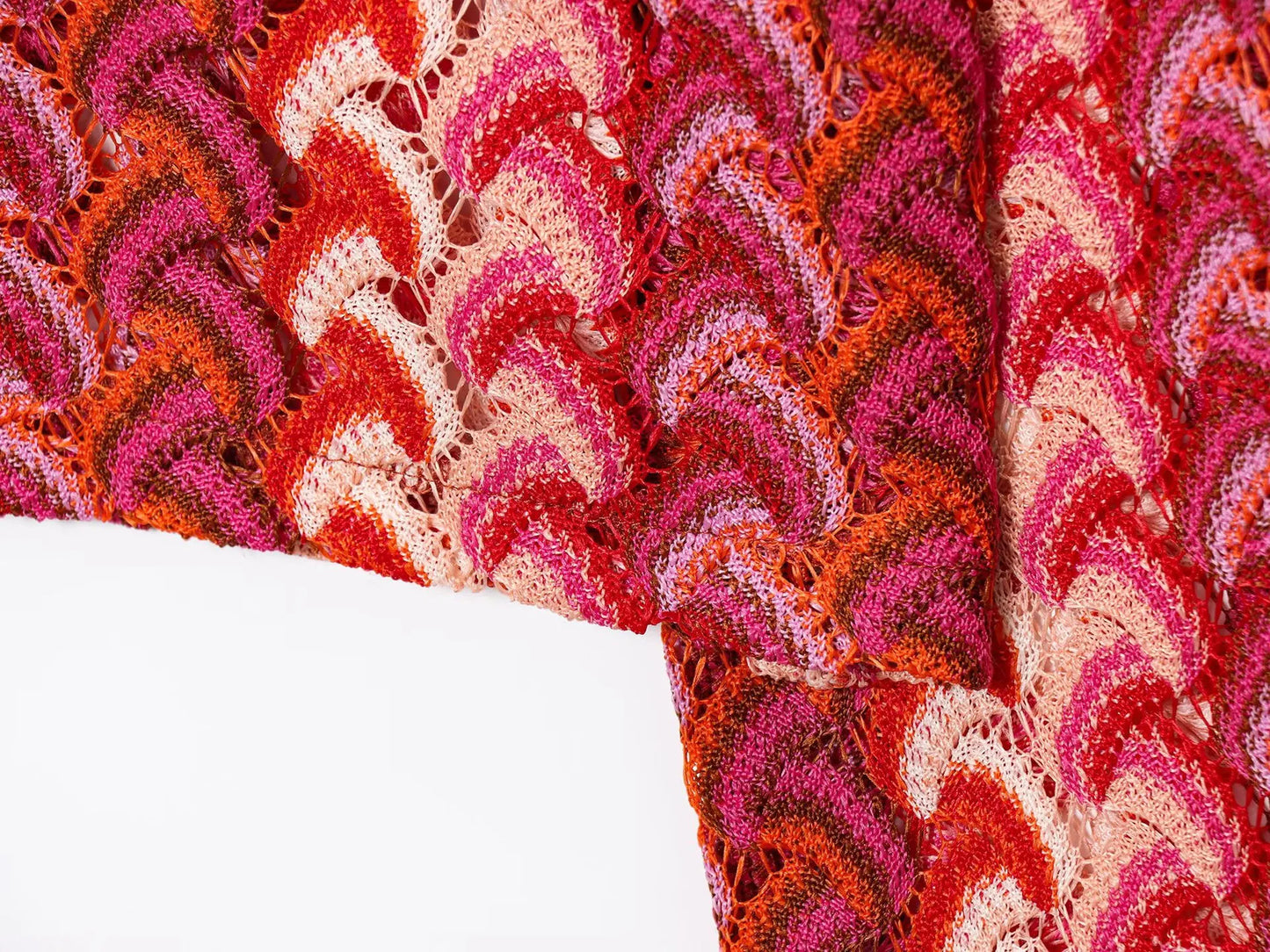 Coordinato donna in maglia crochet – top corto girocollo e pantaloni dritti vita alta