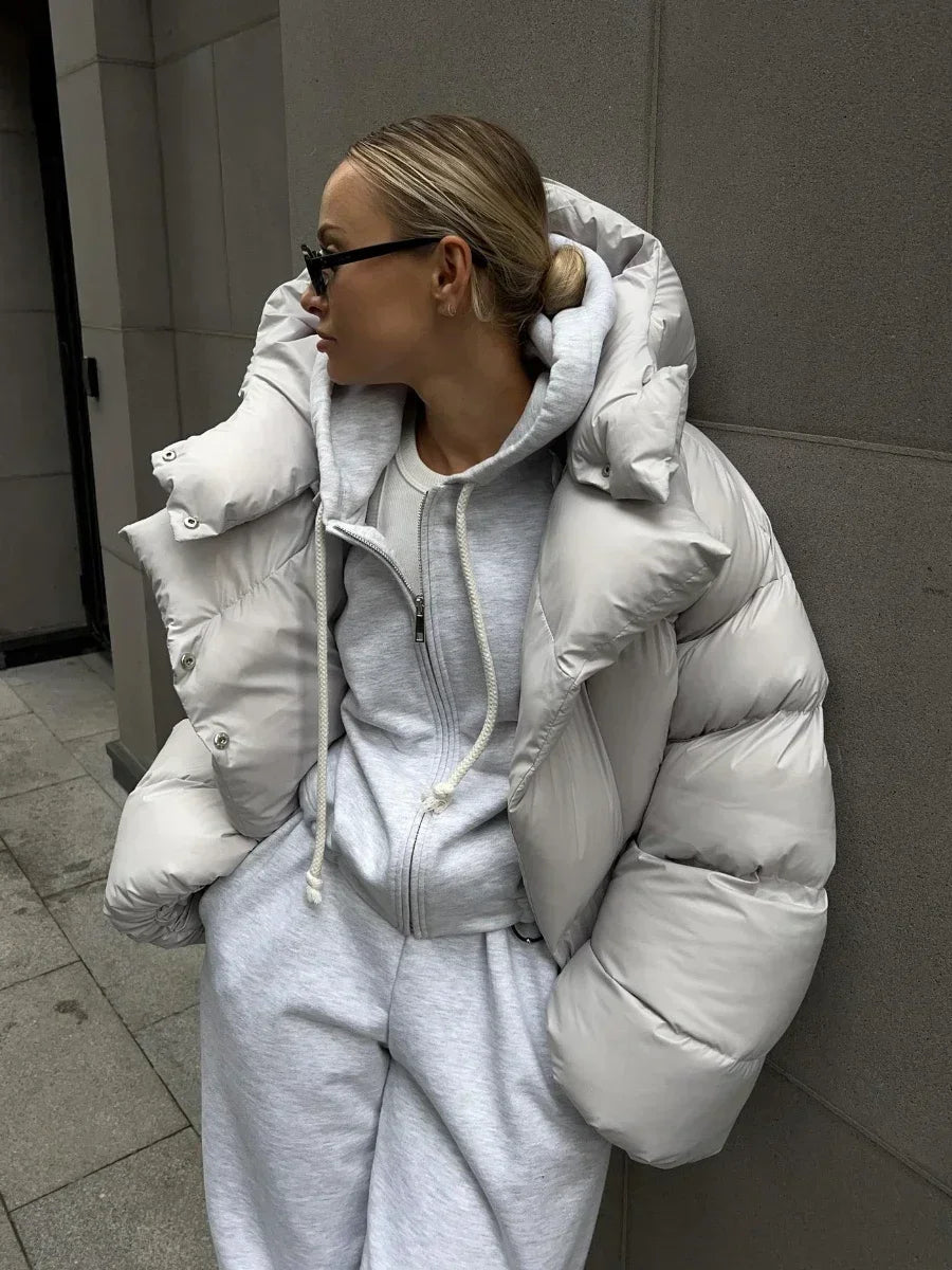 Piumino Donna Oversize con Cappuccio - immagine 2