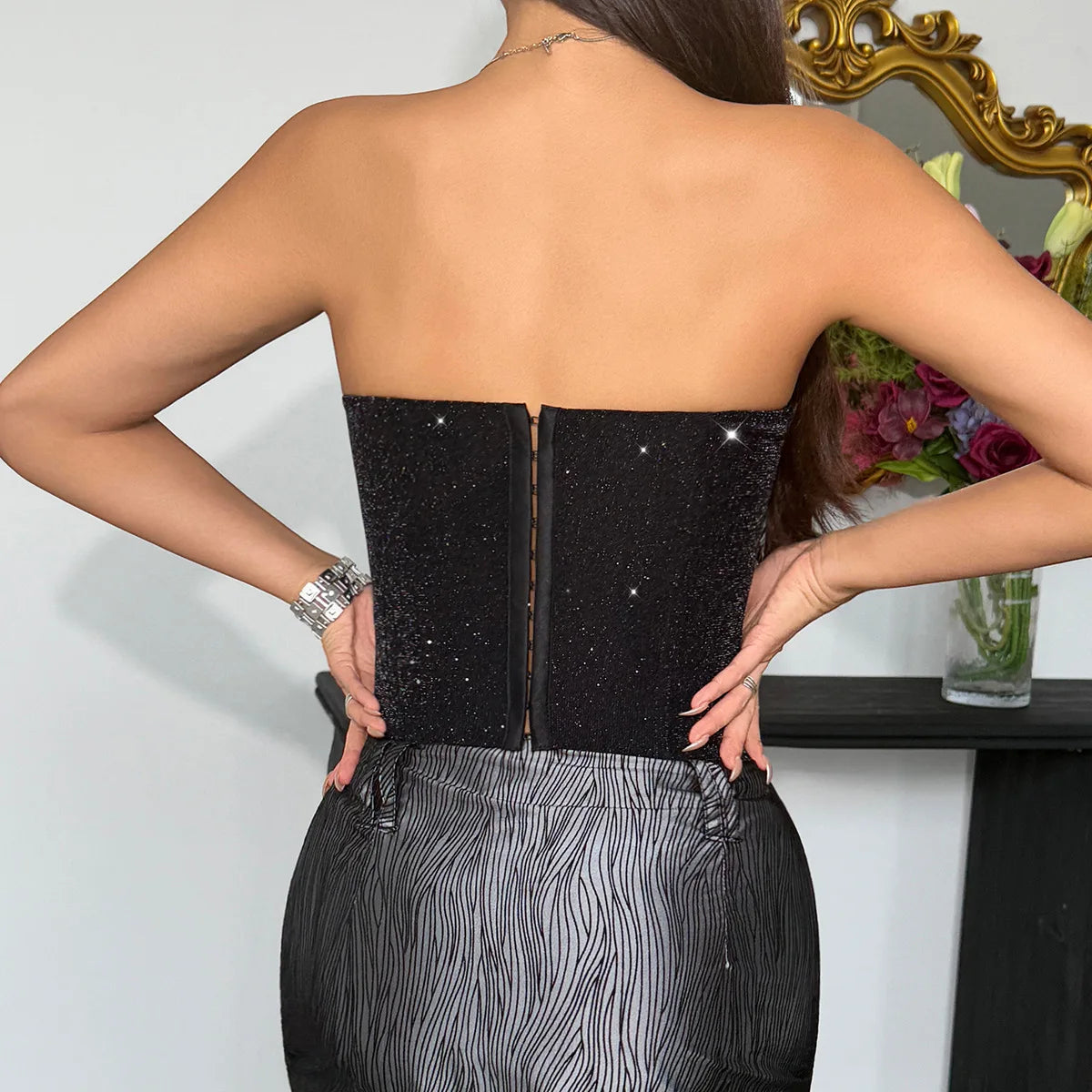 Top Corsetto Nero con Paillettes – Bustier Sexy Modellante