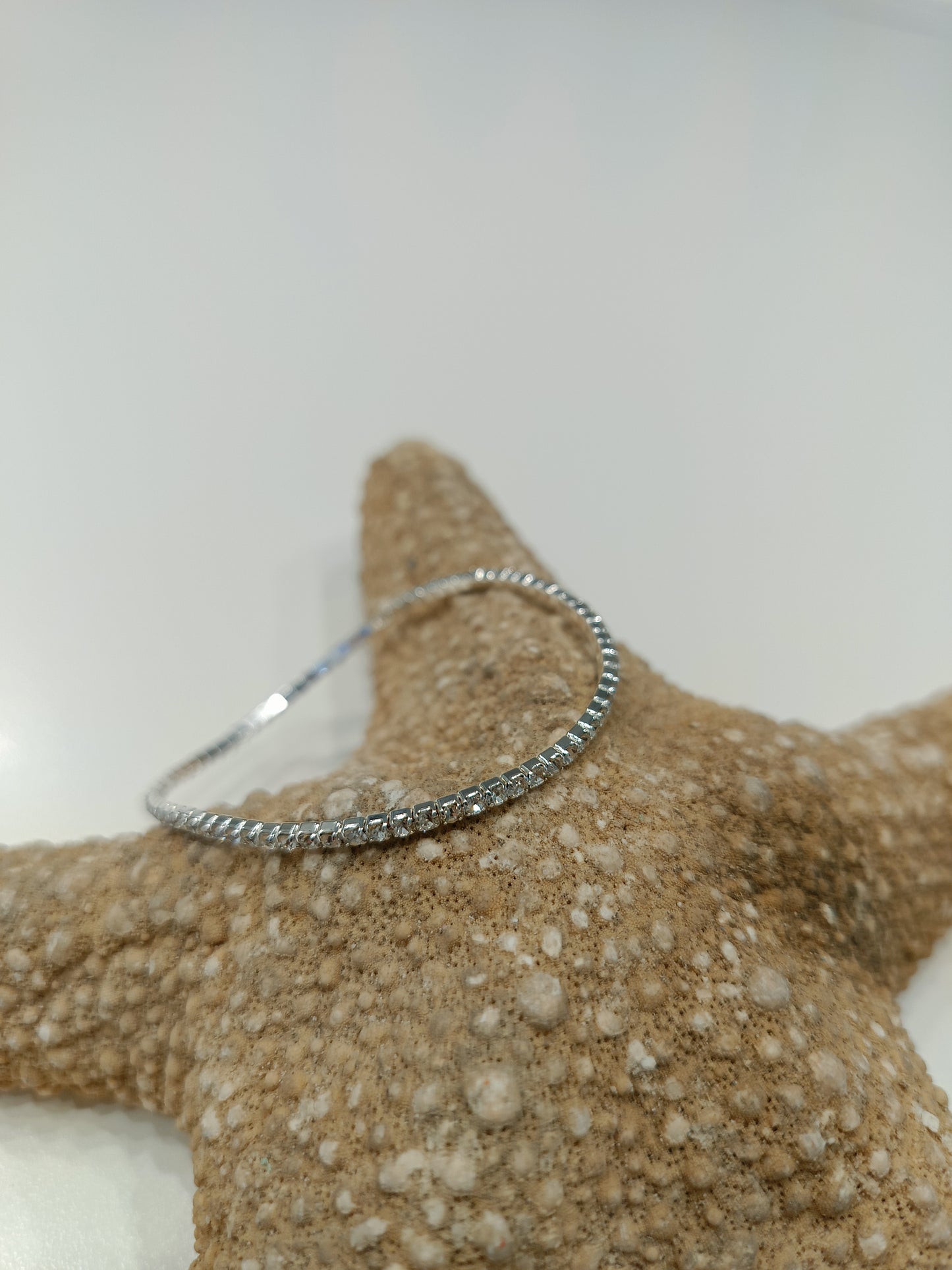 Set 3 Bracciali in Acciaio con Strass – Eleganza Multicolor in un Solo Gesto