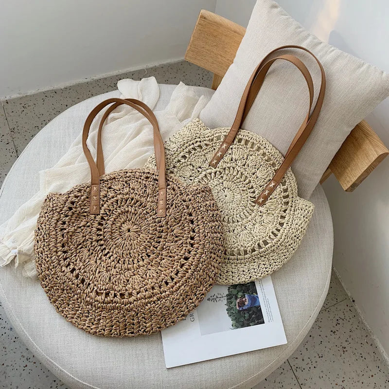 Borsa rotonda estiva in paglia intrecciata stile bohemien per donna