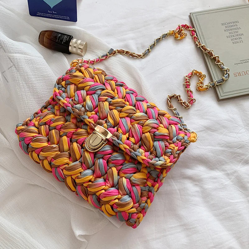 Borsa a tracolla con strisce a catena - MODELLO fai da te per borsa a tracolla con coulisse a righe all'uncinetto (scarica - Italia Borsa a tracolla con strisce a catena - MODELLO fai da te per borsa a tracolla con coulisse a righe all'uncinetto (scarica - Italia