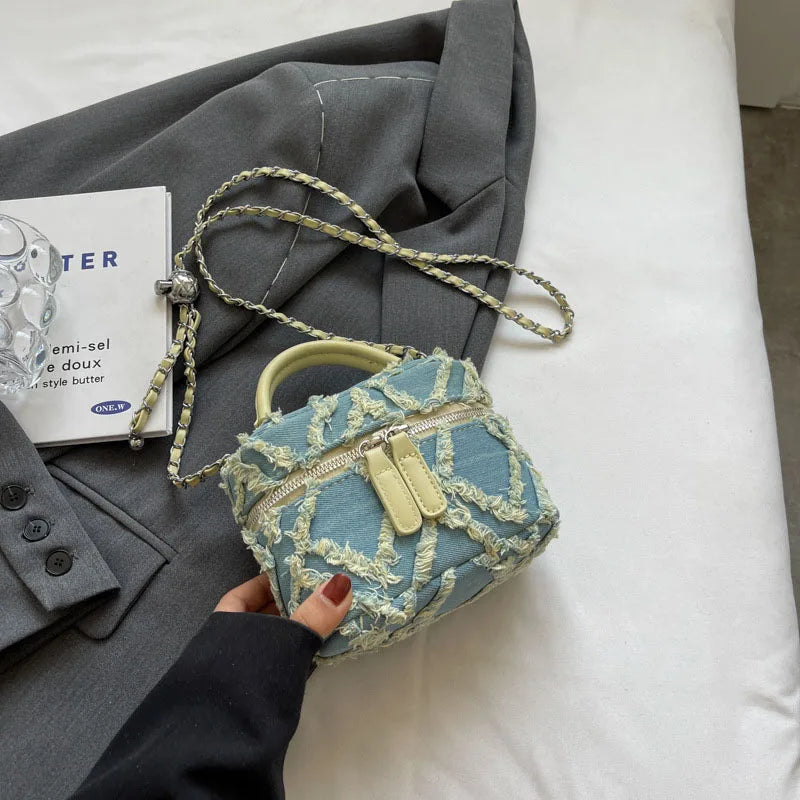 Borse donna in denim effetto sfrangiato con tracolla, disponibili in diversi colori moda