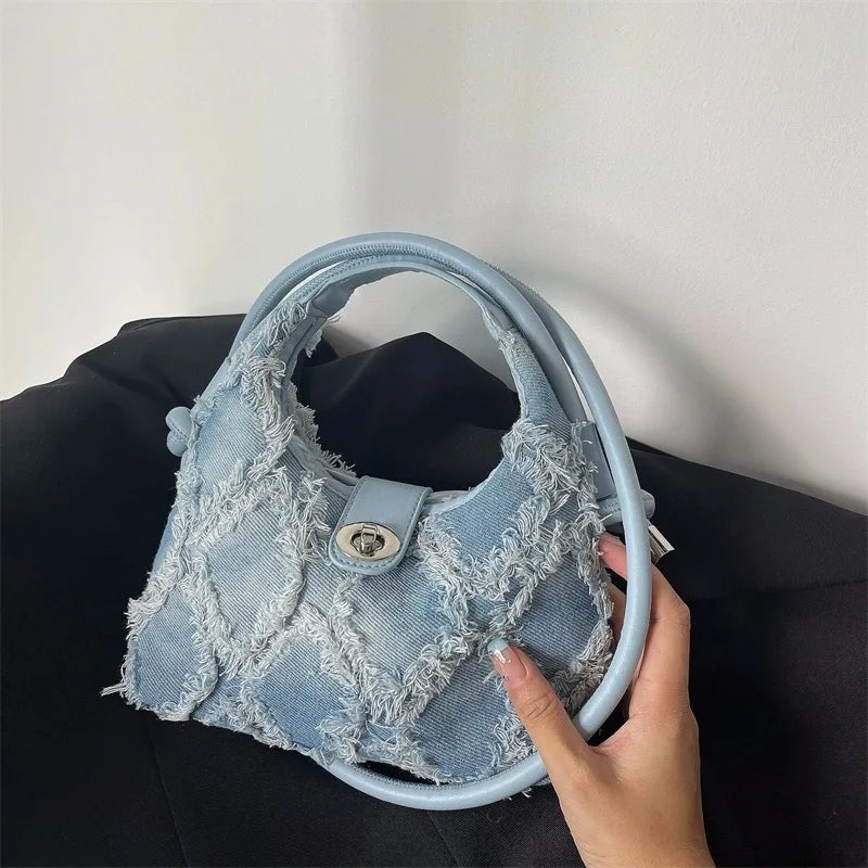 Borse donna in denim effetto sfrangiato con tracolla, disponibili in diversi colori moda