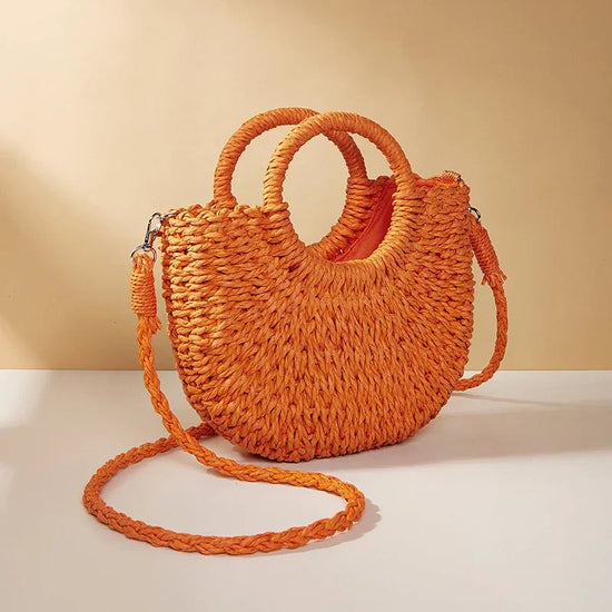 Borsa estiva in paglia intrecciata con manici rigidi e tracolla, perfetta per la spiaggia e il tempo libero