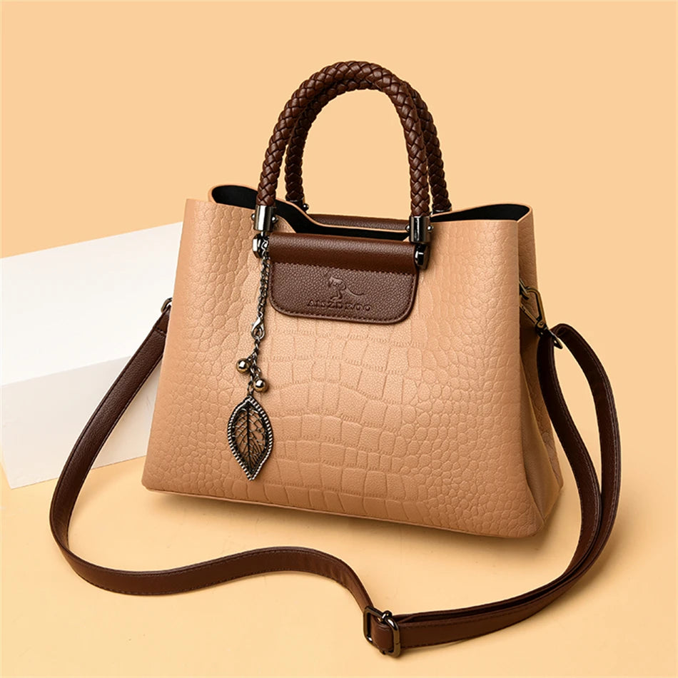 Borsa a tracolla donna con tasche e scomparti - foto 11 della galleria