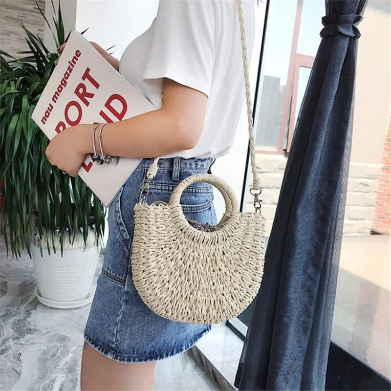 Borsa paglia intrecciata semicircolare con manici rotondi – Beige e Khaki