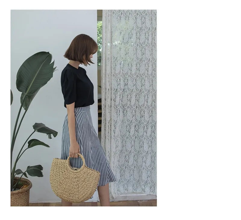 Moon Bag in paglia intrecciata – Borsa estiva a mezzaluna in tre dimensioni (S, M, L)