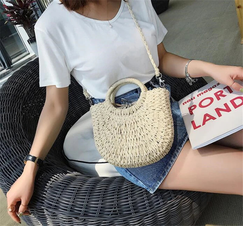 Borsa paglia intrecciata semicircolare con manici rotondi – Beige e Khaki
