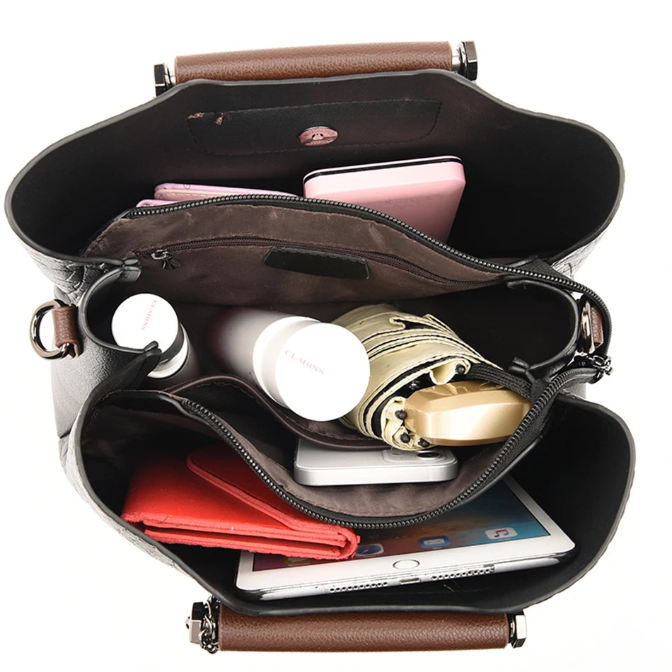 Borsa a tracolla donna con tasche e scomparti - foto 32 della galleria