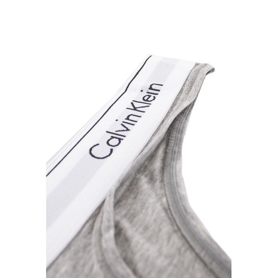 Intimo donna grigio Calvin Klein in cotone, modal ed elastan, elegante e comodo per ogni giorno.