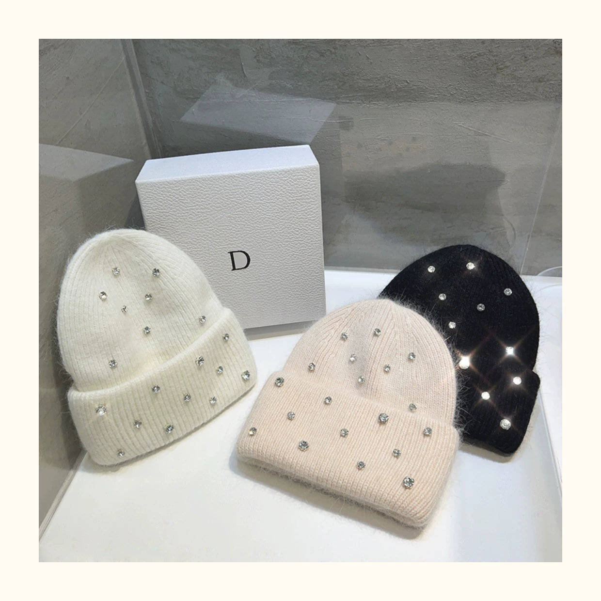 Cappello invernale con strass e pelliccia – Berretto a maglia con perline lucenti per donna, caldo e fashion