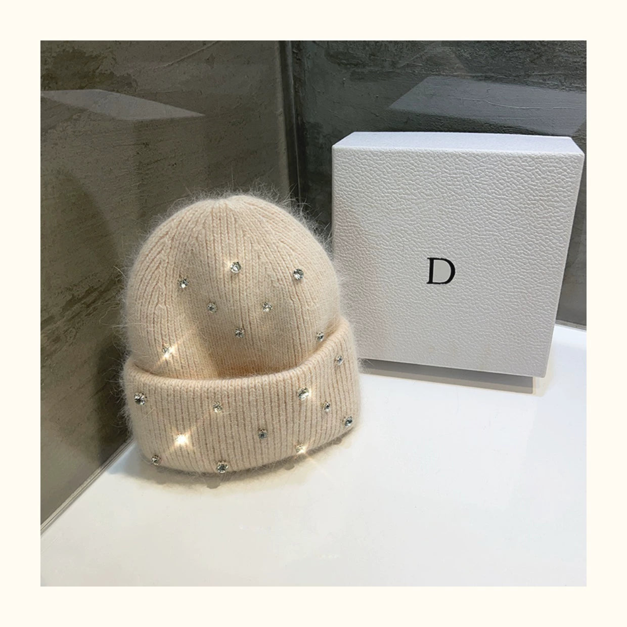 Cappello invernale con strass e pelliccia – Berretto a maglia con perline lucenti per donna, caldo e fashion