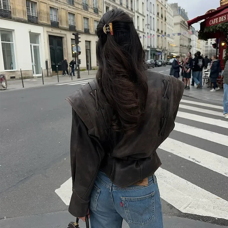 Giacca donna in similpelle vintage con cintura – Overcoat chic autunno inverno, collo a revers e dettagli lace-up