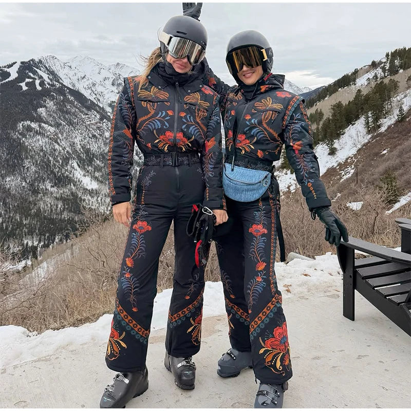 Tuta da neve donna con cappuccio, bianca o fantasia