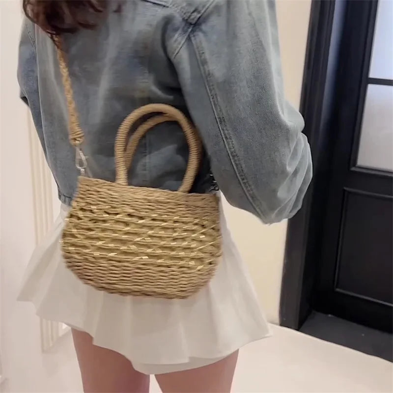 Borsa Piccola a Tracolla Donna in Paglia Intrecciata - Leggera e Trendy