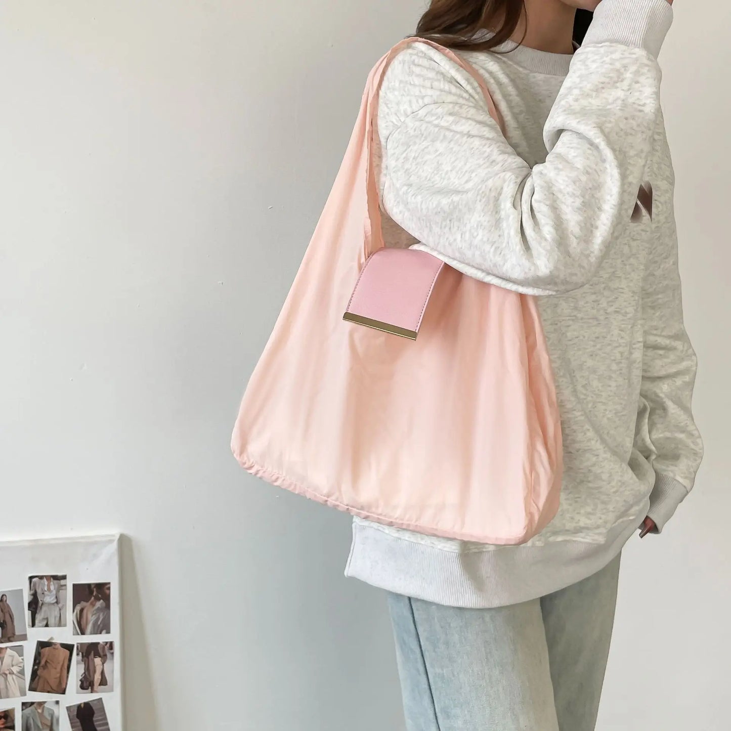Borsa Pieghevole Portachiavi – Shopper Riutilizzabile per Spesa e Viaggio