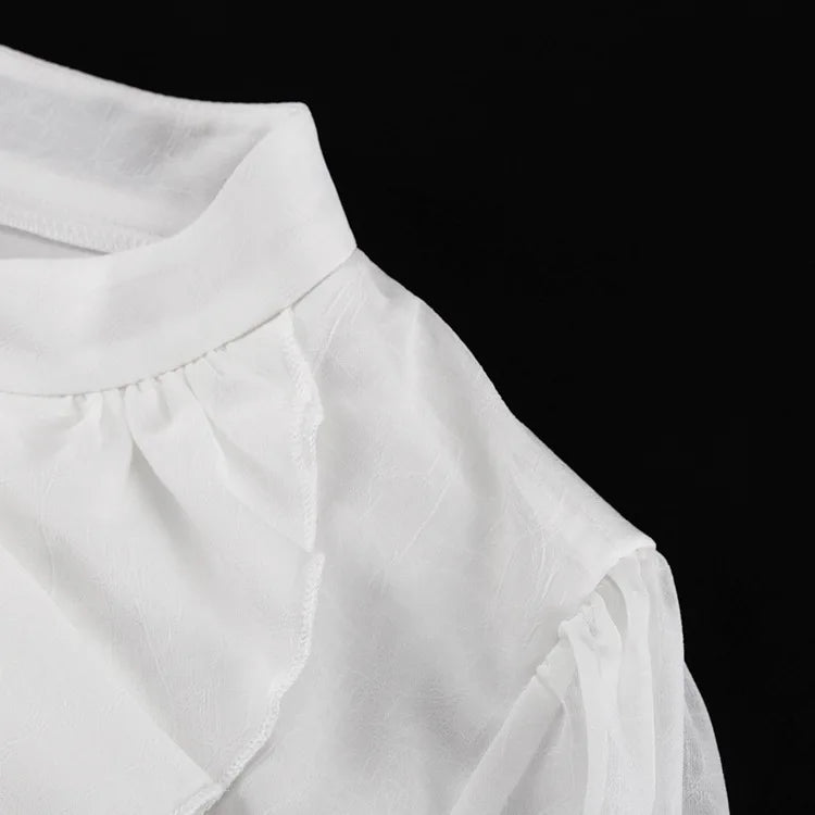 Abito bianco elegante mini con volant e leggero – 2025