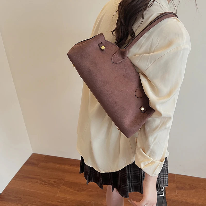 Borsa baguette tote in suede 2025 – stile underarm sofisticato, capiente e raffinato per donne commuter