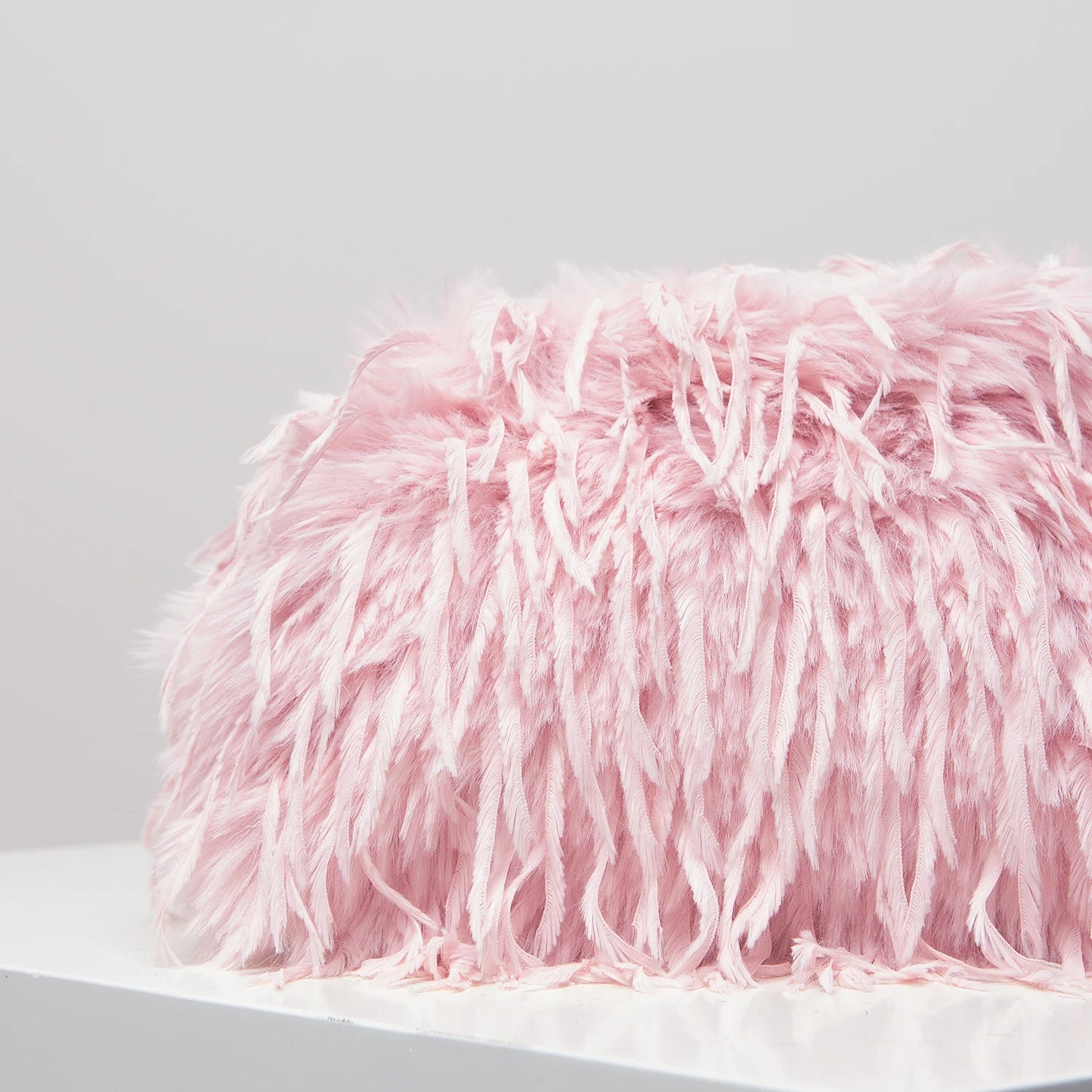 Clutch Y2K “Dopamine Style” in peluche candy-color – borsa da sera / clip bag fashion