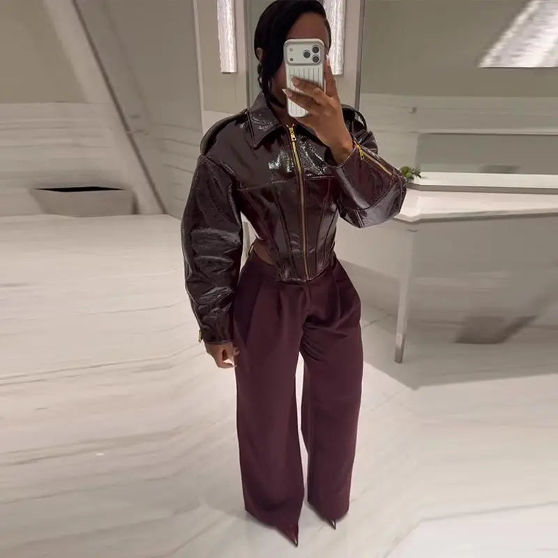 Giacca Crop in Ecopelle Vintage da Donna – Spring 2026 Streetwear con Zip e Colletto