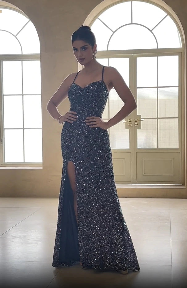 Abito Lungo Elegante Sirena con Paillettes – Scollo a V e Spacco Alto per Cerimonie e Gala