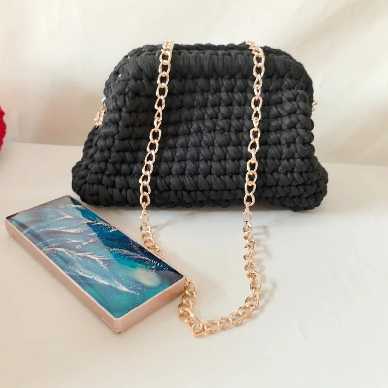 Clutch donna crochet fatta a mano – pochette artigianale intrecciata ideale per il giorno