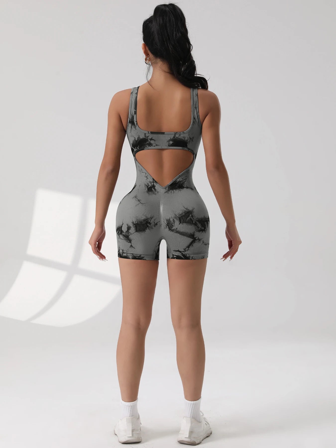 Jumpsuit sportiva donna 2025 – body seamless backless con scollo a U, elegante e funzionale