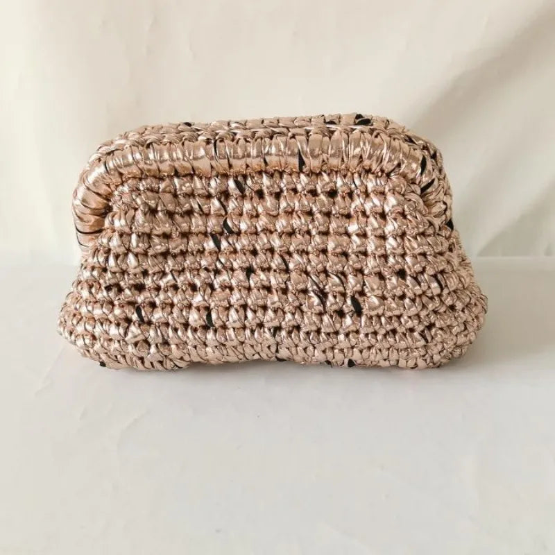Clutch donna fatta a mano in crochet metallico – pochette elegante in filo metalizzato