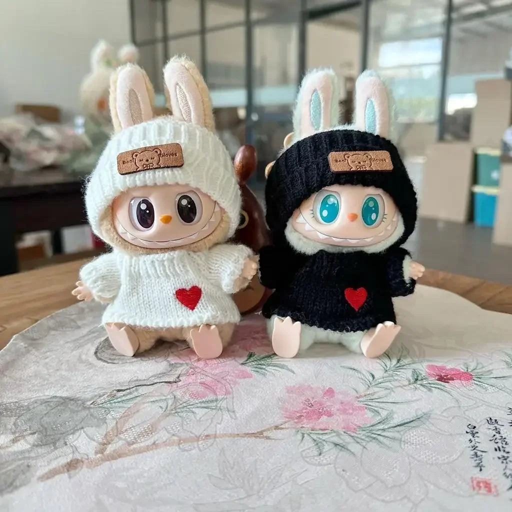 Set di abbigliamento per bambola Labubu da 17 cm – Cappello orso e maglione con cuore