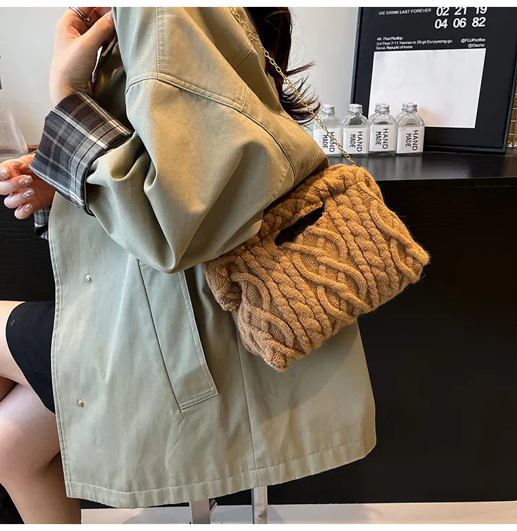 Borsa Crochet Donna Invernale – Crossbody Tricot con Catena e Texture Maglia