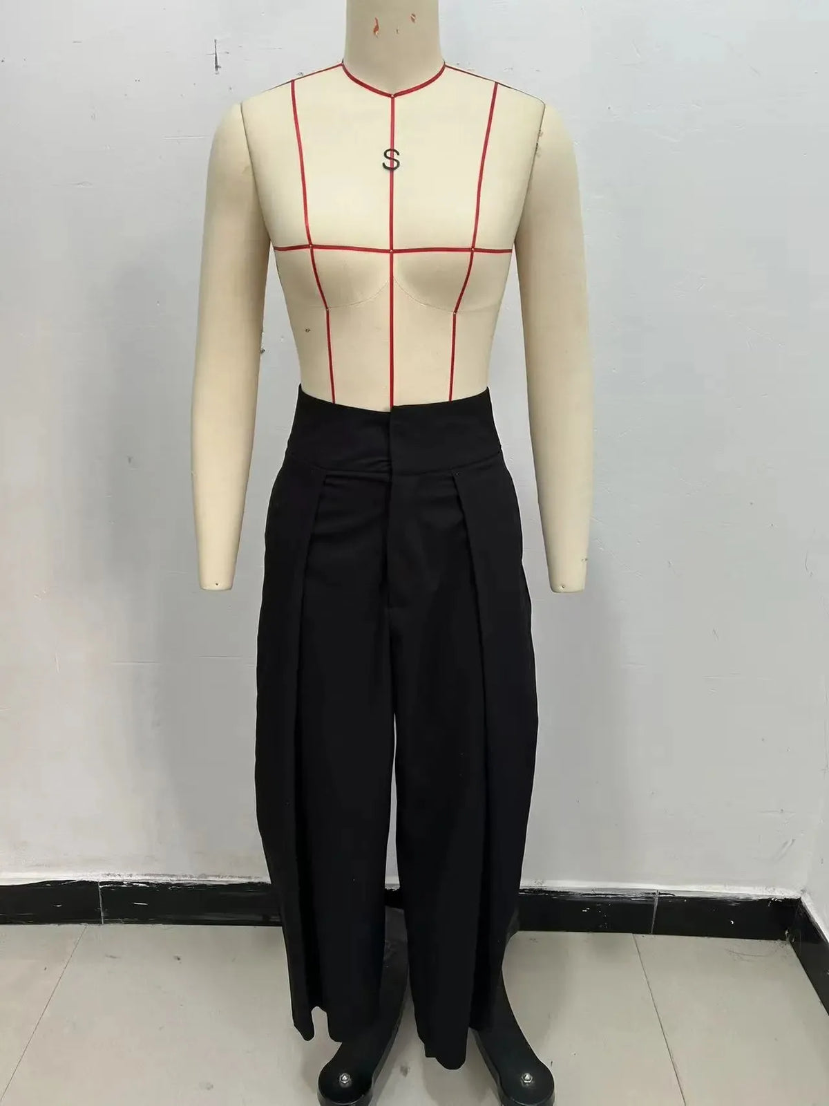 Pantaloni Balloon Donna Vita Alta – Loose Fit Eleganti Chic