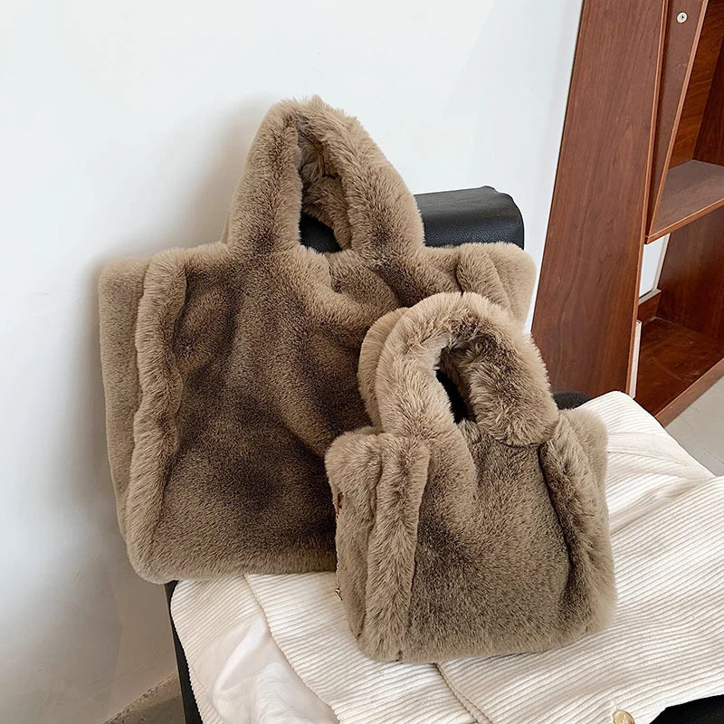 Shopper Tote Donna in Ecopelliccia Invernale – Borsa Furry Fluffy a Tracolla o Spalla