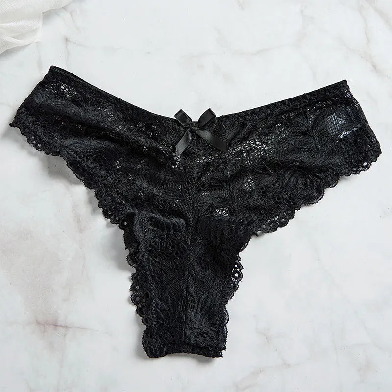 Completo lingerie plus size in pizzo con reggiseno, perizoma e vestaglia trasparente – Set elegante e romantico