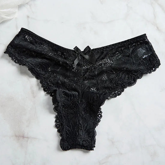 Completo lingerie plus size in pizzo con reggiseno, perizoma e vestaglia trasparente – Set elegante e romantico