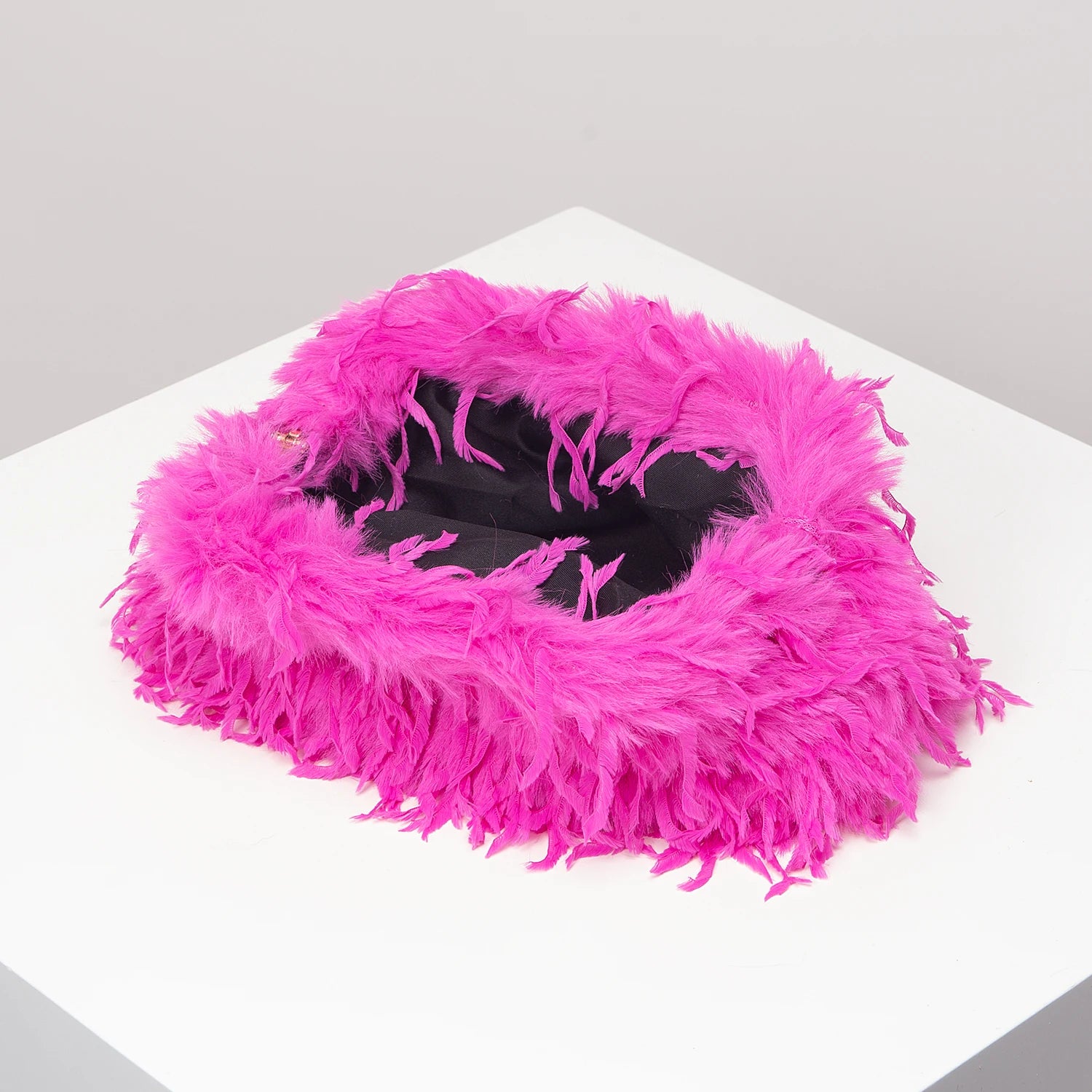 Clutch Y2K “Dopamine Style” in peluche candy-color – borsa da sera / clip bag fashion