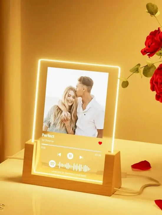 Targa Personalizzata con Musica Spotify – Lampada Acrilica Foto per Regalo Romantico