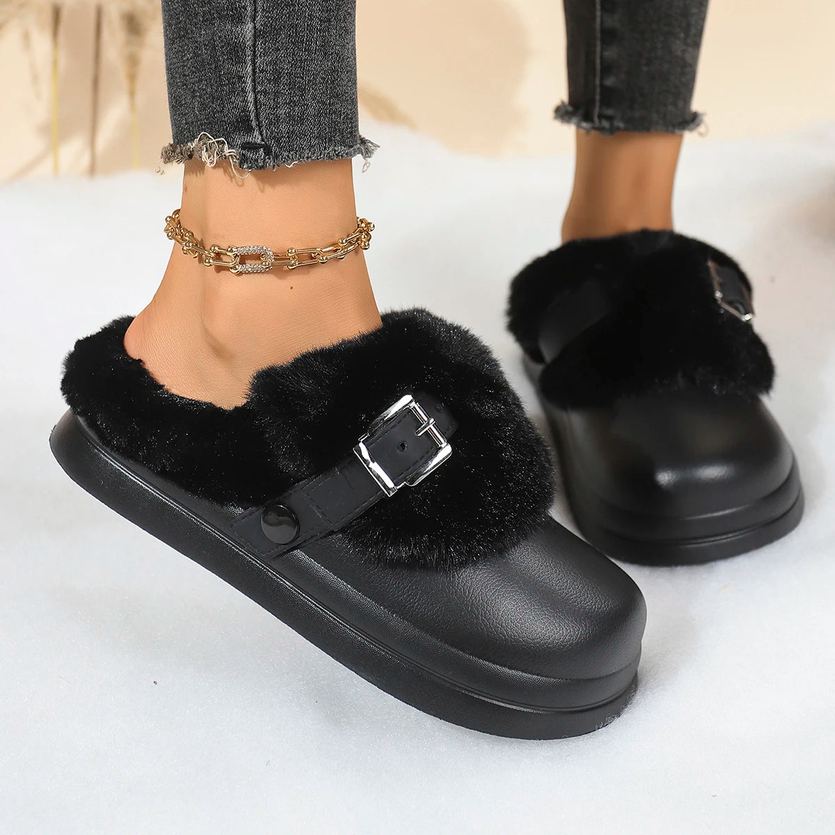 Women EVA Thick Sole Fur Slippers Closed Toe Fluffy Warm Home Slippers Woman Buckle Fashion Slip-on Cover Head Cotton Slippers