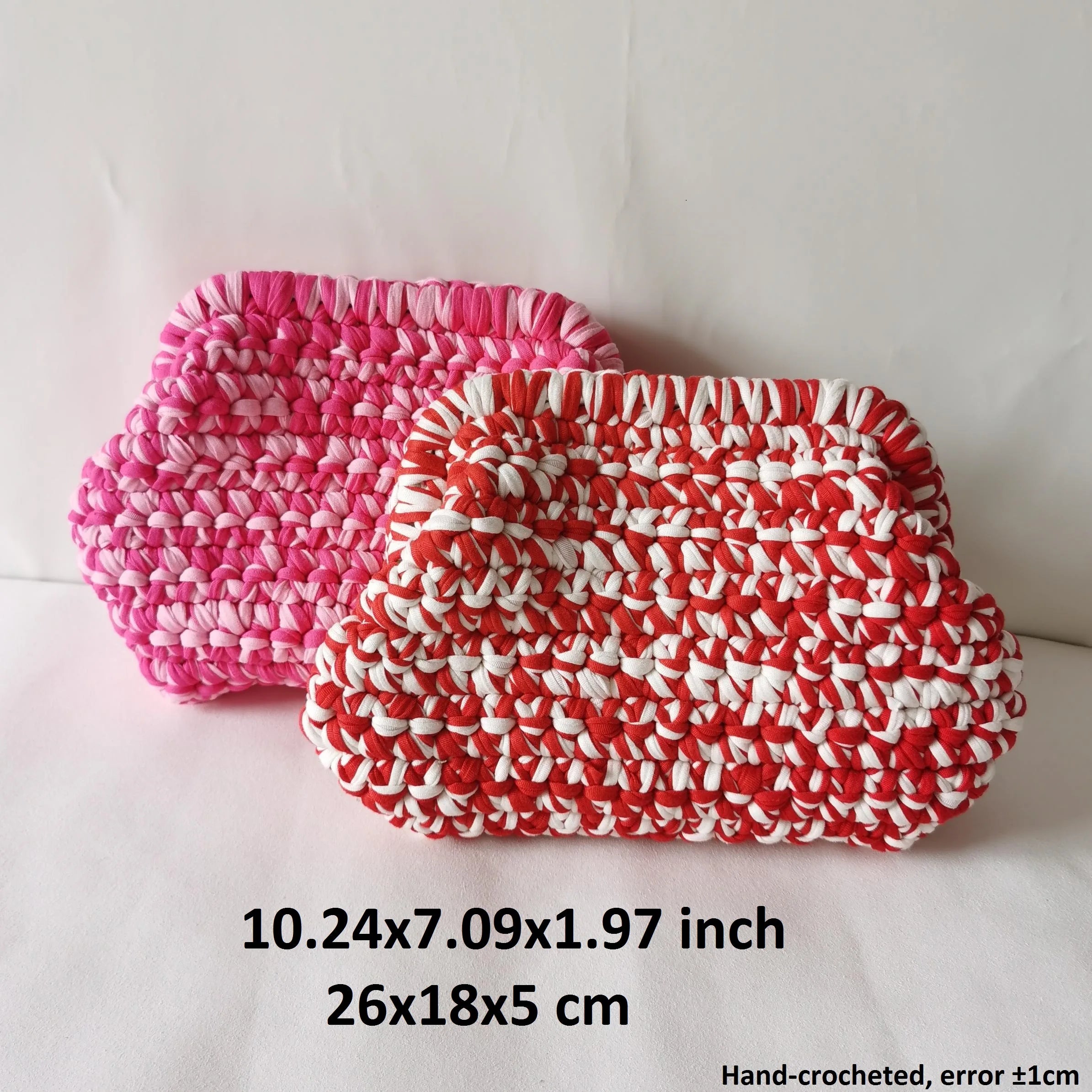 Clutch “Cloud Bag” in Crochet Fatta a Mano – Borsa Donna Soffice e Originale con Stile a Nuvola